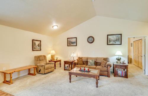 Stites Apartment | Cozy Clearwater Apartment - Hike, Fish and Explore!