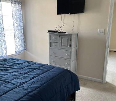 South View Apartment | Cozy Condo with Free Wifi/Cable