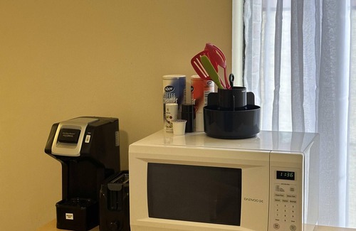 Downtown Pittsburgh Apartment | Cozy Convenient Downtown Apt Walk Everywhere