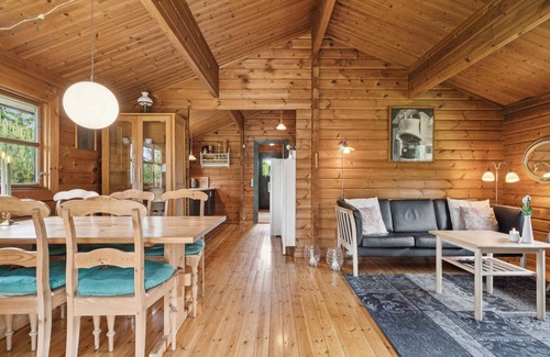 Glesborg House | Cozy cottage for fun and relaxation