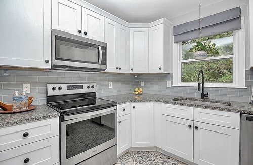 Davidson Cottage | Cozy Cottage in Davidson