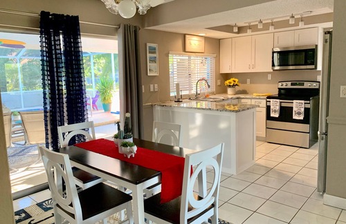 New Port Richey House | Cozy cottage.New Port Richey.Private Heated Pool-solar panels.