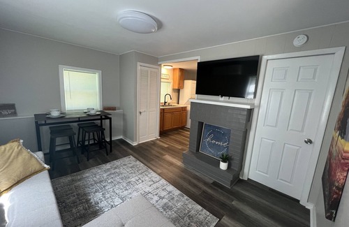 Norwalk Cottage | COZY COTTAGE NEAR CEDAR POINT/KALAHARI/SUMMIT RACEWAY