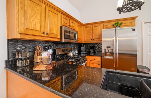 Franklin Cottage | Cozy Cottage w/Hot Tub Nestled in the Woods