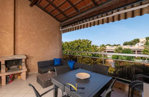 Le Pradet House | Cozy duplexterrace barbecue pool beach on foot