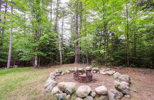 Elizabethtown House | Cozy Elizabethtown Cabin with Fire Pit!