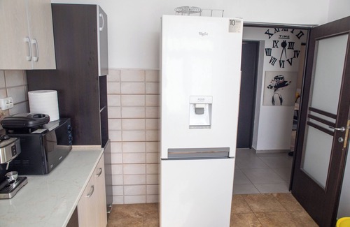 Buzias Apartment | Cozy familily apartment in phenomenal Buziaș with AC, WiFi