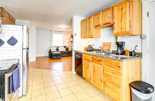 Frostburg Apartment | Cozy Frostburg Apartment by FSU Campus!