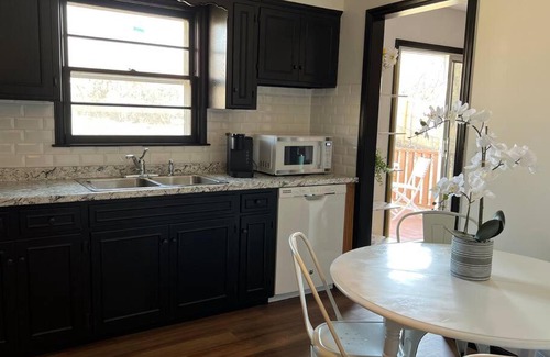 Merriam Apartment | Cozy, fully remodeled home near downtown KC