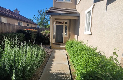 Brentwood House | Cozy Furnished Bedroom with Private Bath in Prime Location house