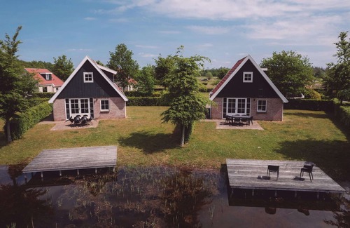 Bant House | Cozy Furnished House with Garden near Nature Reserve
