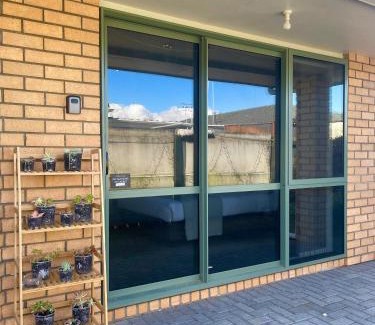 Rotorua House | Cozy Glenholme Ensuite