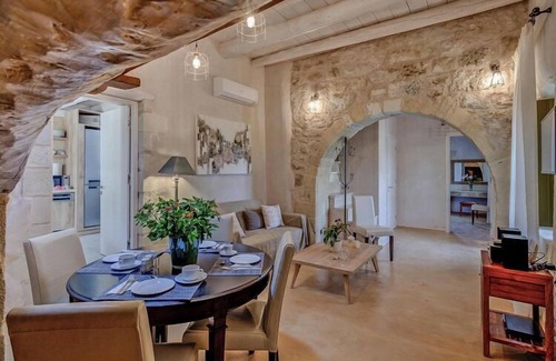 Kastellos House | Cozy holiday home in Cretan country style