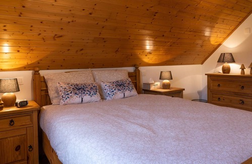 Couvin House | Cozy holiday home with garden and barbecue