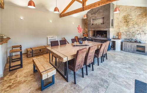 Saint-Jean-de-Minervois House | Cozy Home In Saint-Jean-De-Minervoi