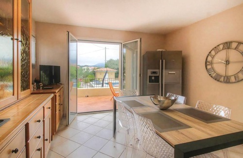 Algajola House | Cozy home in Algajola with WiFi