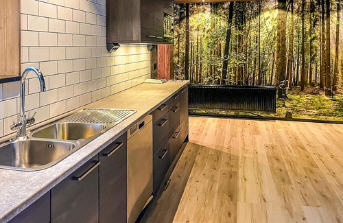 Aspered House | Cozy home in äspered with sauna