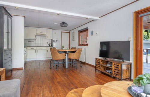 Erm House | Cozy home in Erm with private swimming pool, can be inside or outside