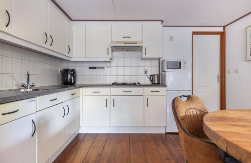 Erm House | Cozy home in Erm with private swimming pool, can be inside or outside