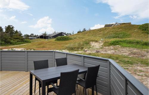 Rindby Strand House | Cozy Home In Fanø With Kitchen