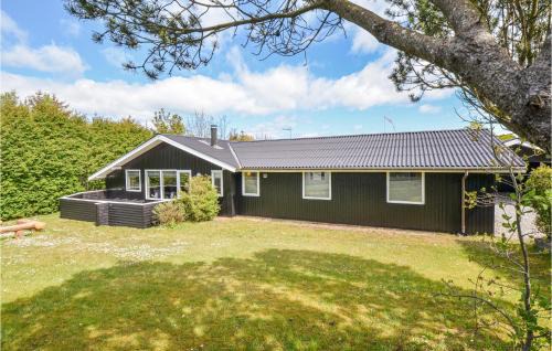 Bønnerup Strand House | Cozy Home In Glesborg With Sauna