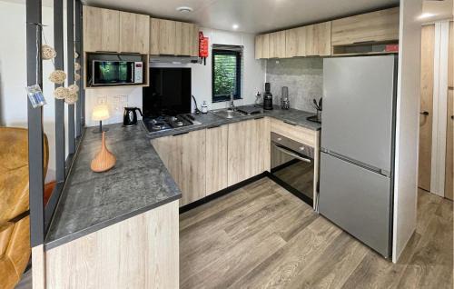 Lauwersoog House | Cozy Home In Lauwersoog With Wifi