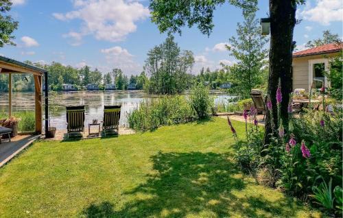 Oosterwolde House | Cozy Home In Oosterwolde With House Sea View