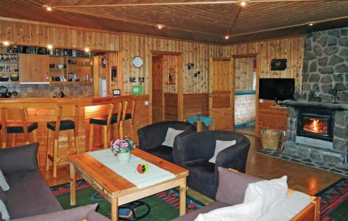 Karlstorp House | Cozy Home In Oskarström With Sauna