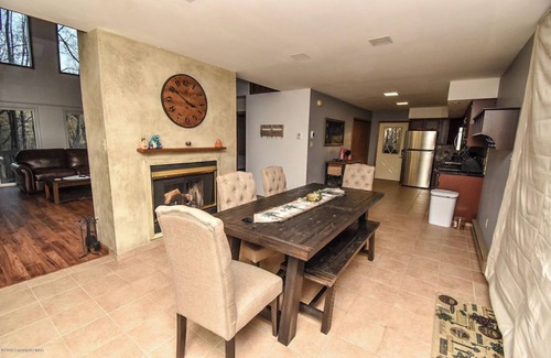 Bushkill House | Cozy home in Poconos: Fireplace, Views.