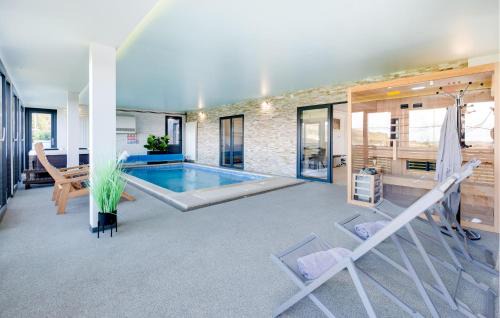 Tusilovic House | Cozy Home In Tusilovic With Sauna
