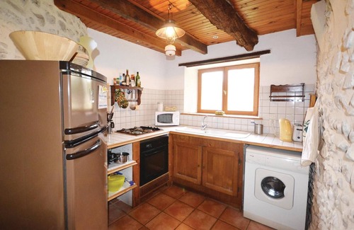 Valreas House | Cozy home in Valreas with WiFi