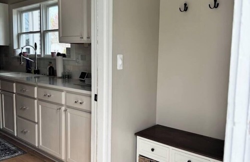 Lake Geneva House | Cozy Home Walkable Downtown LG