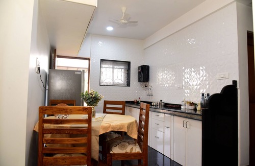 Ella Apartment | Cozy home with lake view