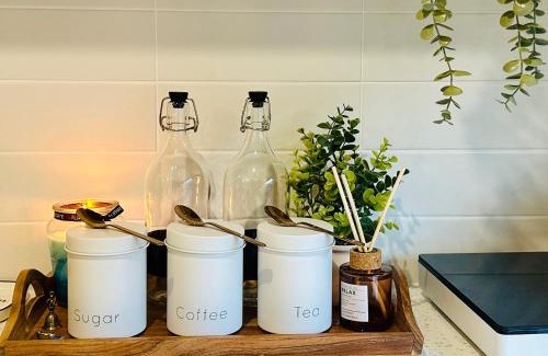 Delacombe House | Cozy Homez Ballarat - Home stay