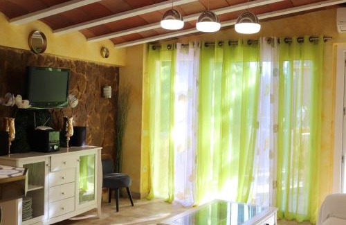 Los Arenales del Sol House | Cozy House in Elx + Pool
