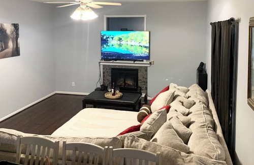 Richlands House | Cozy house in peaceful Beulaville with AC, WiFi, fitness room