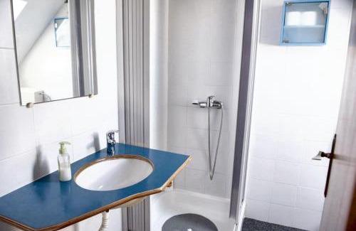 Peniche de Cima House | Cozy house in Peniche, 30 m² with sea view