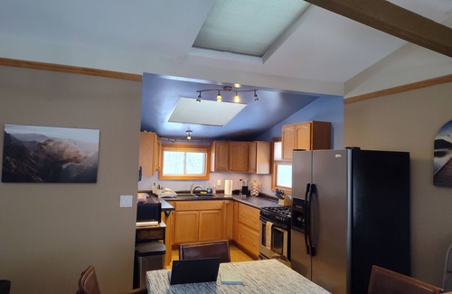 Gilmanton House | Cozy lake house in Great NH lakes region location and close to everything!