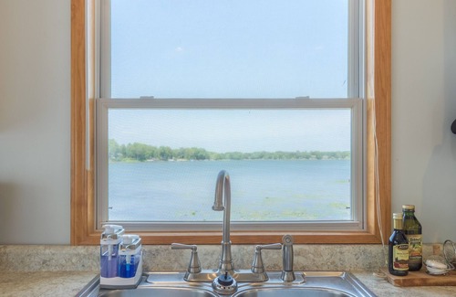 Lindstrom House | Cozy Lakefront 2 BR- 1BA, Welcomes you!
