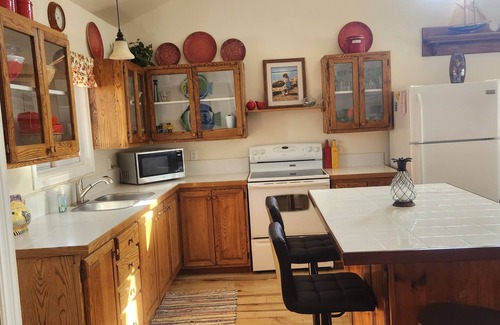 Long Point Cottage | Cozy, Long Point family cottage just a 2 minute walk to the beach
