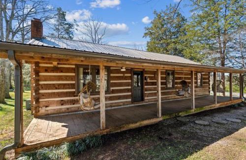 Murfreesboro House | Cozy Lux Cabin With Game Room