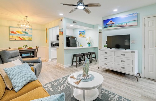 Myrtle Beach Apartment | Cozy Myrtle Beach Getaway: 1 Block to Ocean!