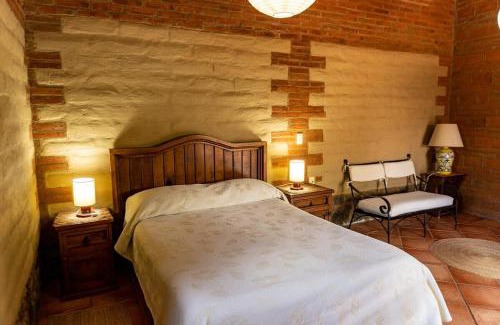 San Pedro Ski Chalet | Cozy Nature Escape in Tepoztlán