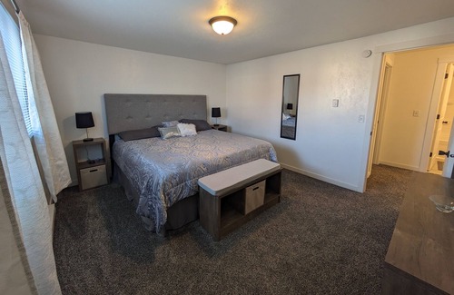 Ashwaubenon House | Cozy Newly Remodeled Two-Bedroom Townhouse in Green Bay Near Lambeau!