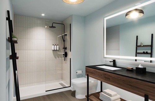 Waikiki Hotel | Cozy Queen Room, Ideal Waikiki Stay - Romer House, Near Beaches