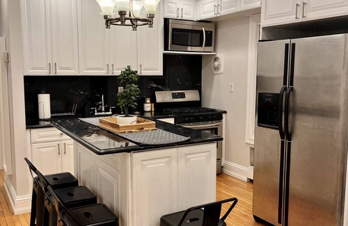 Queens Apartment | Cozy Relaxing 2BDR in a Quiet Area by Beach/JFK/Casino