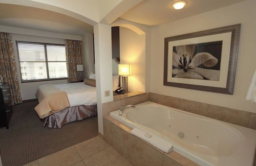 Enterprise Resort | Cozy resort in brilliant Las Vegas with WiFi, fitness room, swimming pools, AC