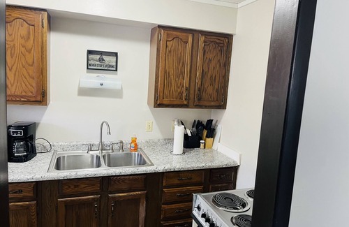Shawano Resort | Cozy retreat across the street from Shawano Lake.