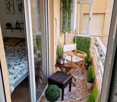 Playa Pobla de Farnals Apartment | Cozy Rustic Home