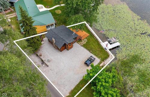 Leesburg House | Cozy & Scenic Lakeside Retreat